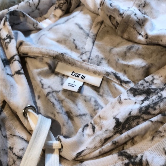 Bar III marble maze cropped hoodie, so soft!! - Picture 3 of 5